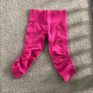 Hot pink cropped lulu leggings